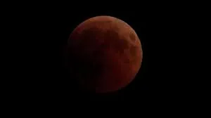  Lunar eclipse